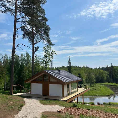 Holiday home View Odyl Off-grid House With Sauna And Hot-tub *