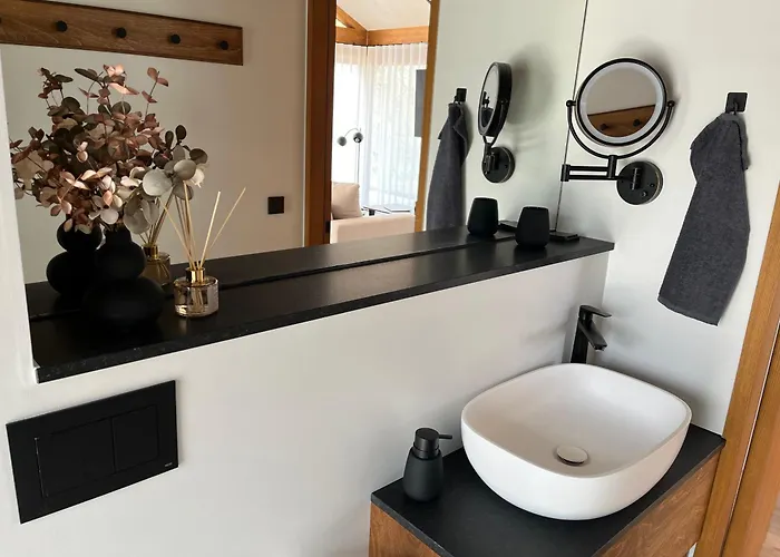 View Odyl House With Sauna And Seasonal Hot-tub Pindi (Polva)